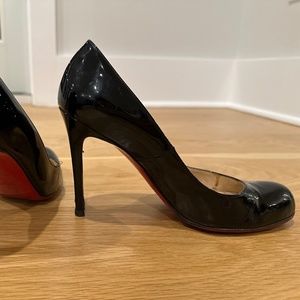 Christian Louboutin 100 Simple Black Patent Leather Pumps (size 40)